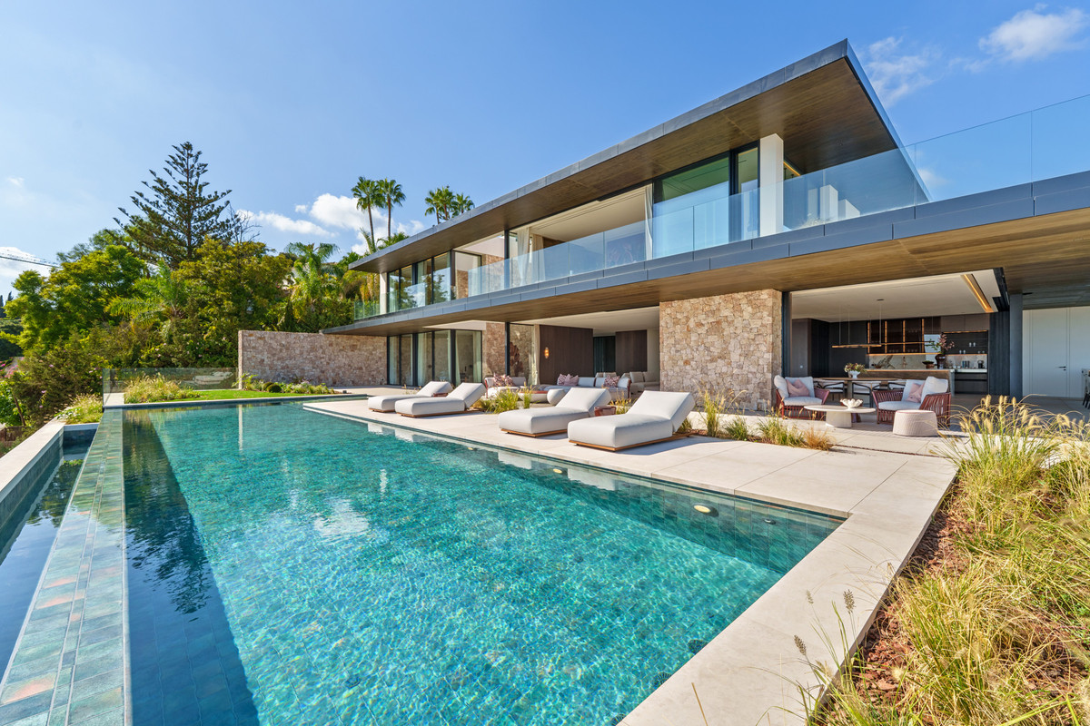 Se vende Villa - Chalet de 8 dormitorios en Costa Del Sol, Málaga, España