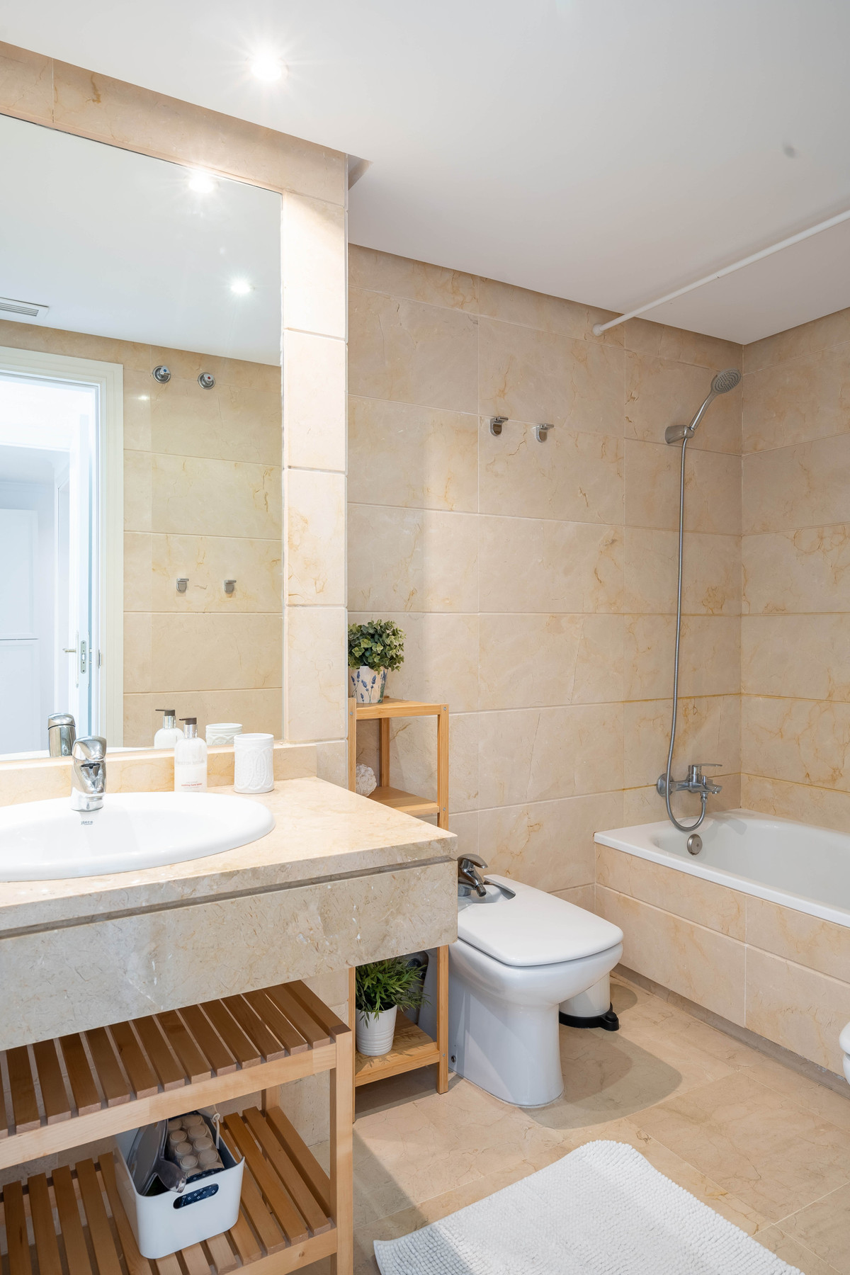 2 Bed Apartment for sale in Marbella Costa Del Sol, Málaga, Spain