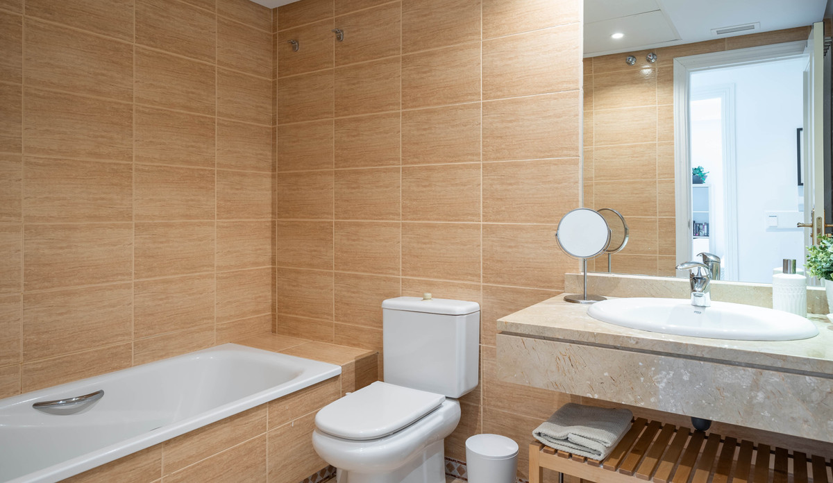 2 Bed Apartment for sale in Marbella Costa Del Sol, Málaga, Spain