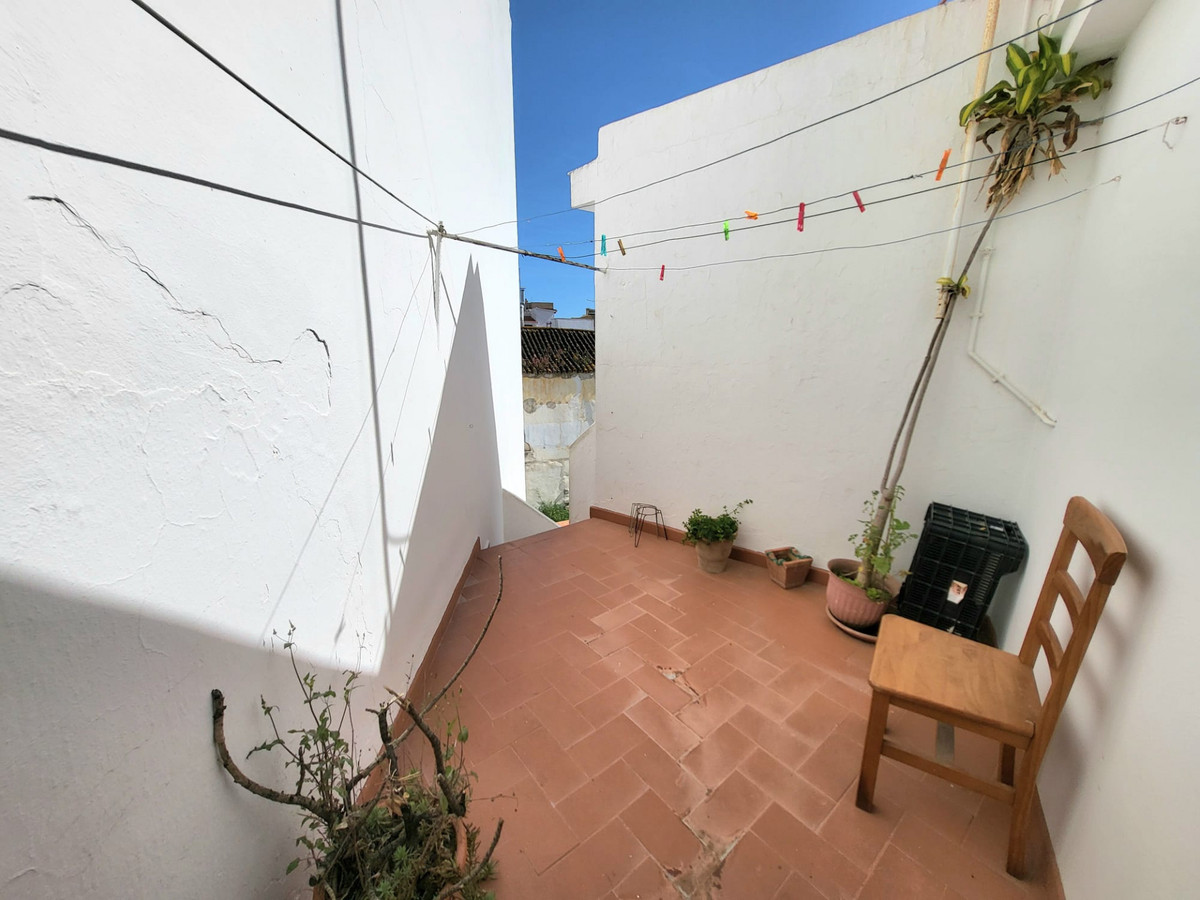 3 Bed Townhouse for sale in Estepona Costa Del Sol, Málaga, Spain
