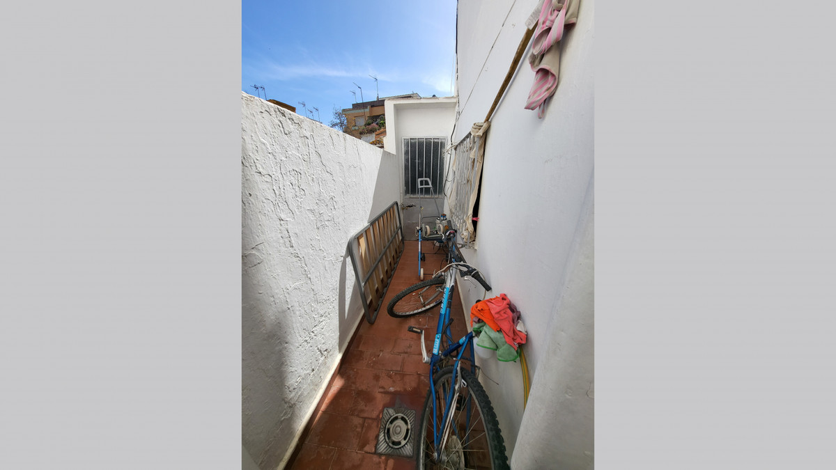 3 Bed Townhouse for sale in Estepona Costa Del Sol, Málaga, Spain