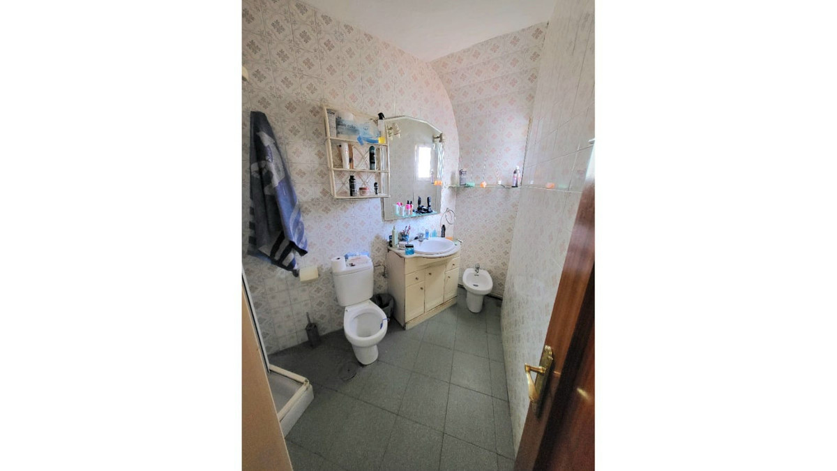 3 Bed Townhouse for sale in Estepona Costa Del Sol, Málaga, Spain