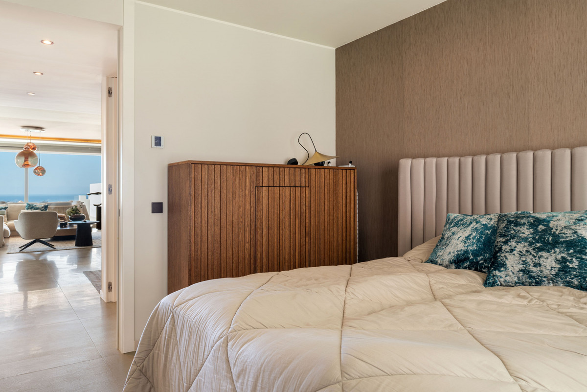 2 Bed Apartment for sale in Marbella Costa Del Sol, Málaga, Spain