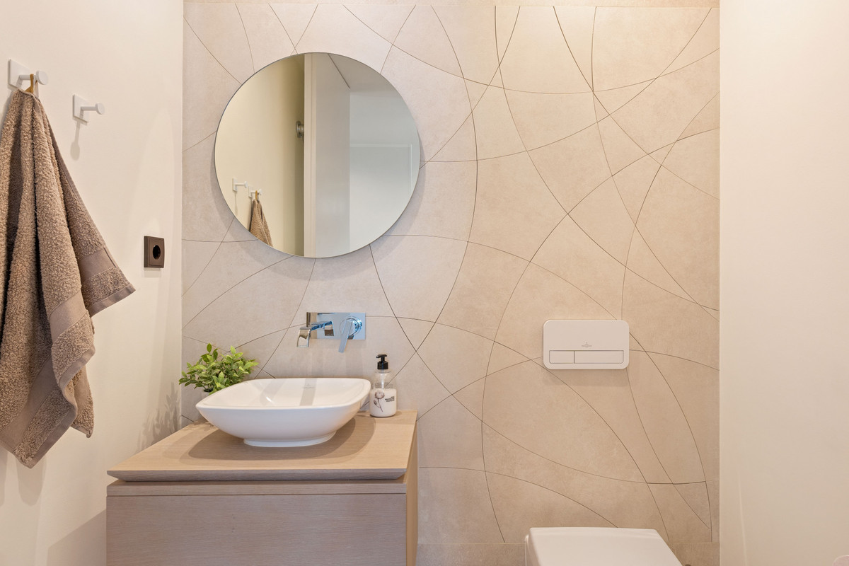 2 Bed Apartment for sale in Marbella Costa Del Sol, Málaga, Spain