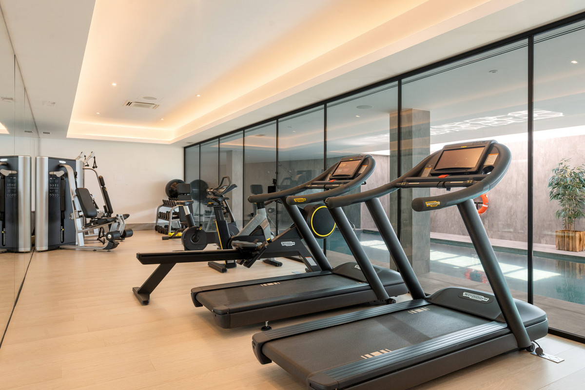 2 Bed Apartment for sale in Marbella Costa Del Sol, Málaga, Spain