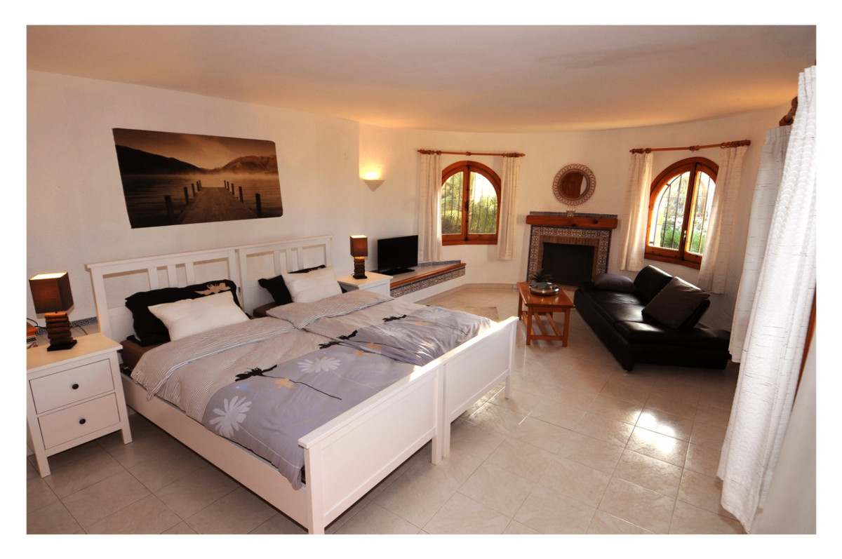 Se vende Villa - Chalet de 3 dormitorios en Costa Blanca, Alicante, España