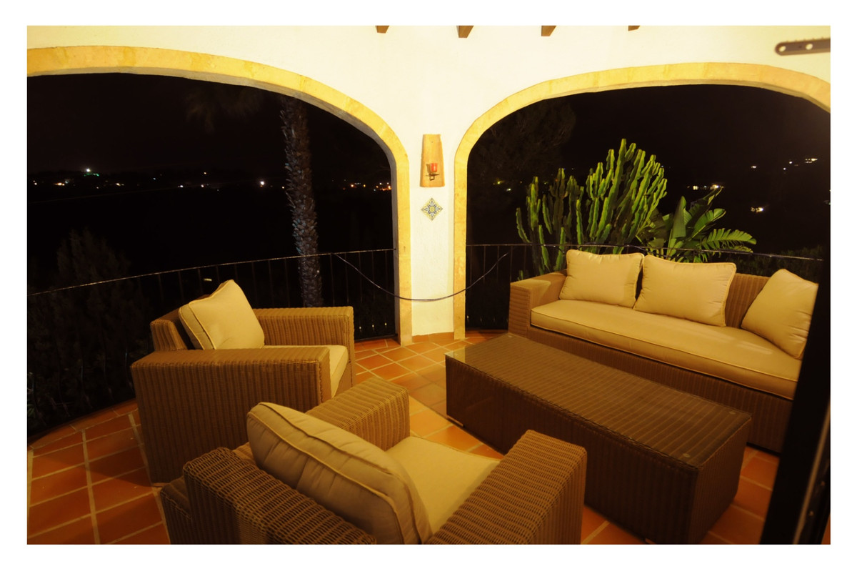 Se vende Villa - Chalet de 3 dormitorios en Costa Blanca, Alicante, España