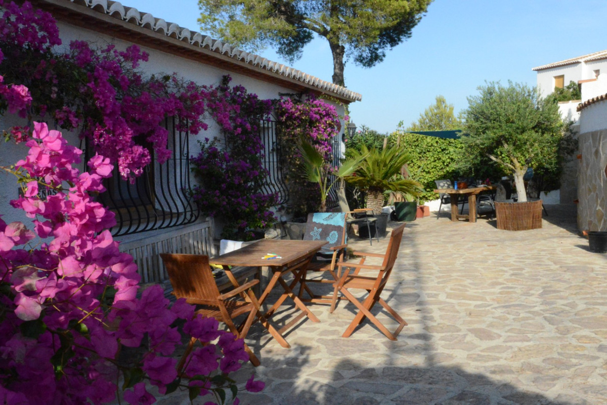 Se vende Villa - Chalet de 3 dormitorios en Costa Blanca, Alicante, España