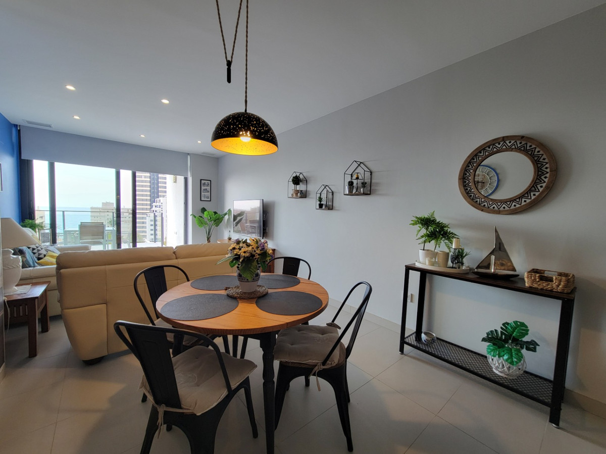Se vende Apartamento Planta Media de 2 dormitorios en Costa Blanca, Alicante, España