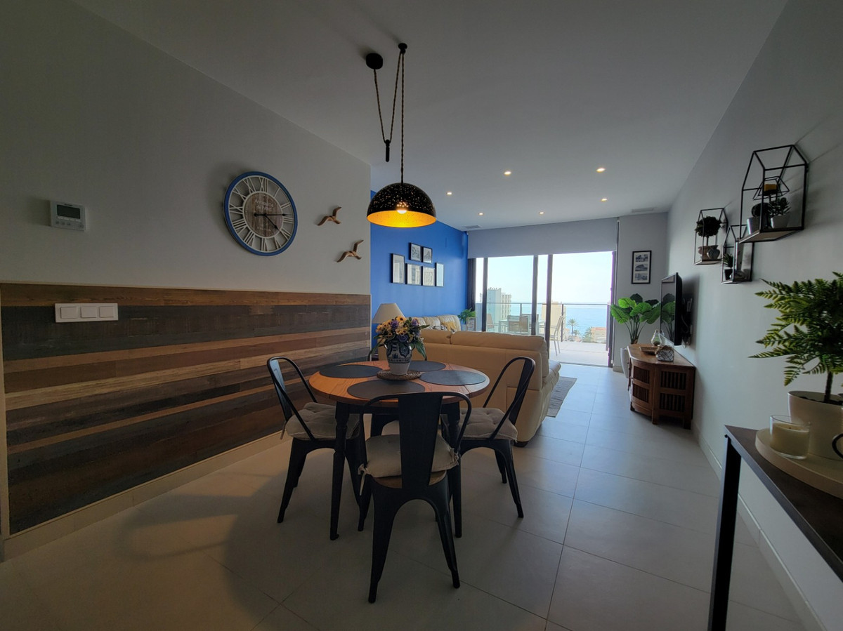 Se vende Apartamento Planta Media de 2 dormitorios en Costa Blanca, Alicante, España