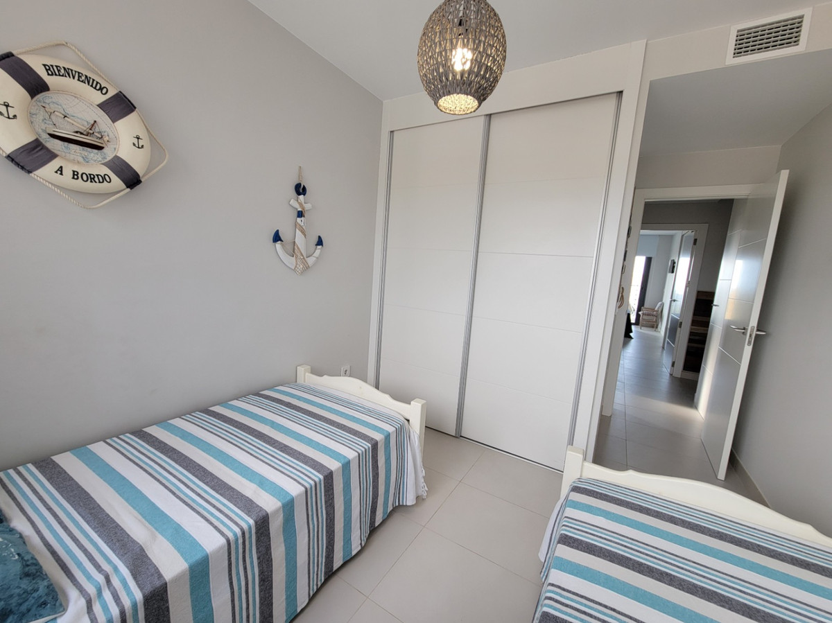 Se vende Apartamento Planta Media de 2 dormitorios en Costa Blanca, Alicante, España