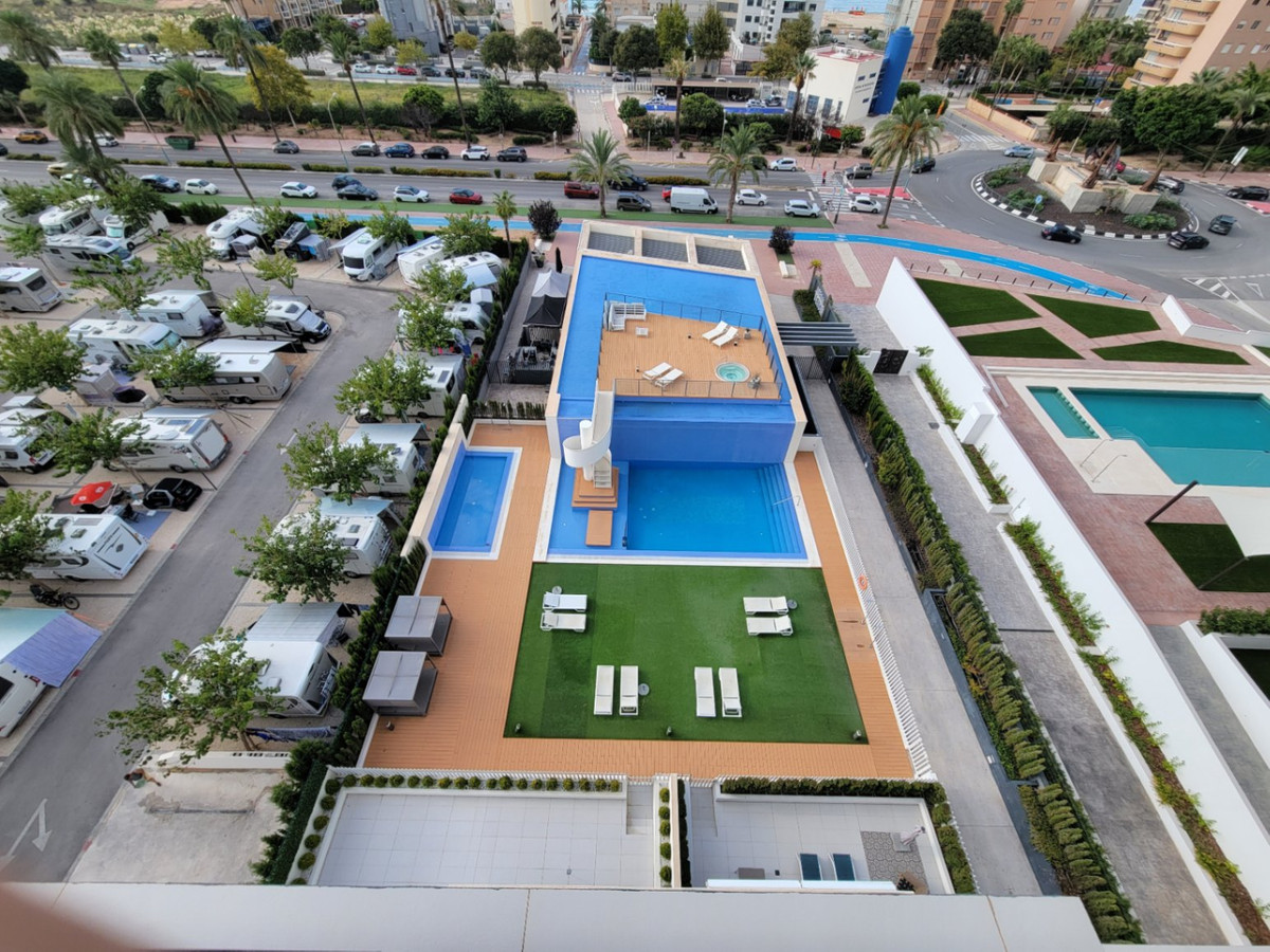 Se vende Apartamento Planta Media de 2 dormitorios en Costa Blanca, Alicante, España