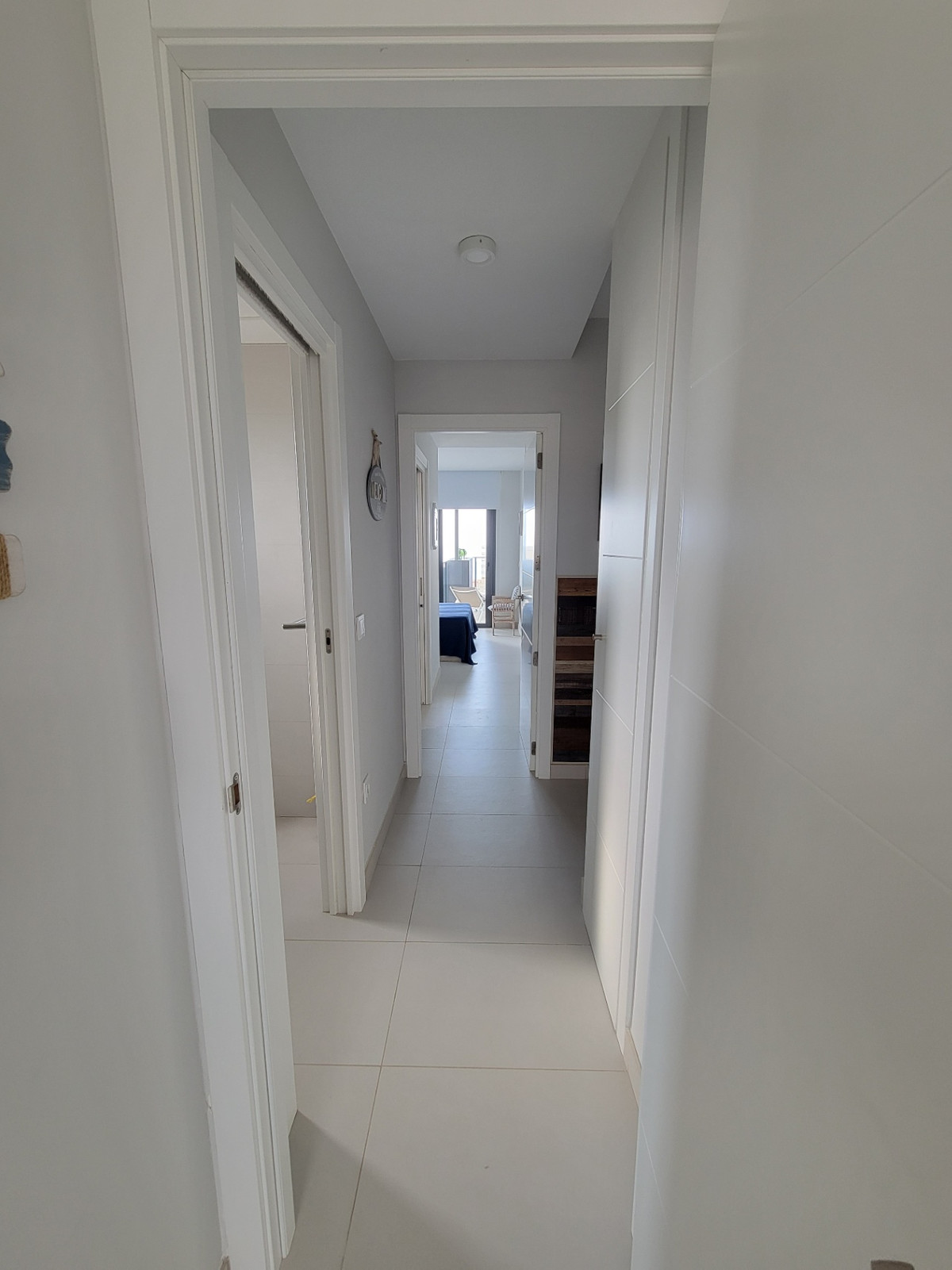 Se vende Apartamento Planta Media de 2 dormitorios en Costa Blanca, Alicante, España