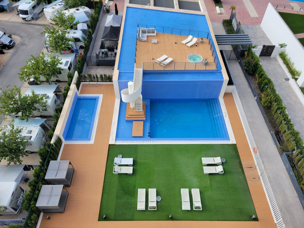Se vende Apartamento Planta Media de 2 dormitorios en Costa Blanca, Alicante, España