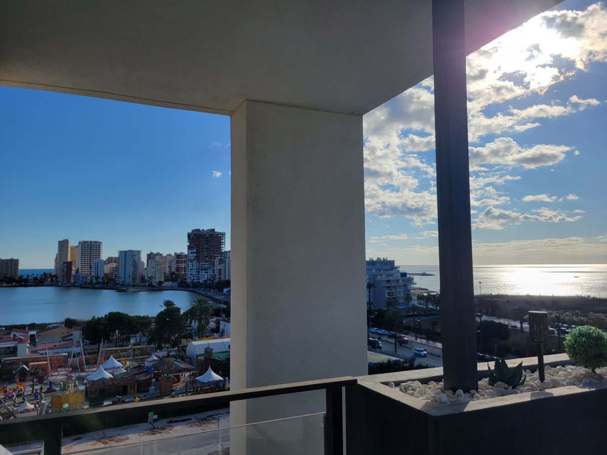 Se vende Apartamento Planta Media de 2 dormitorios en Costa Blanca, Alicante, España