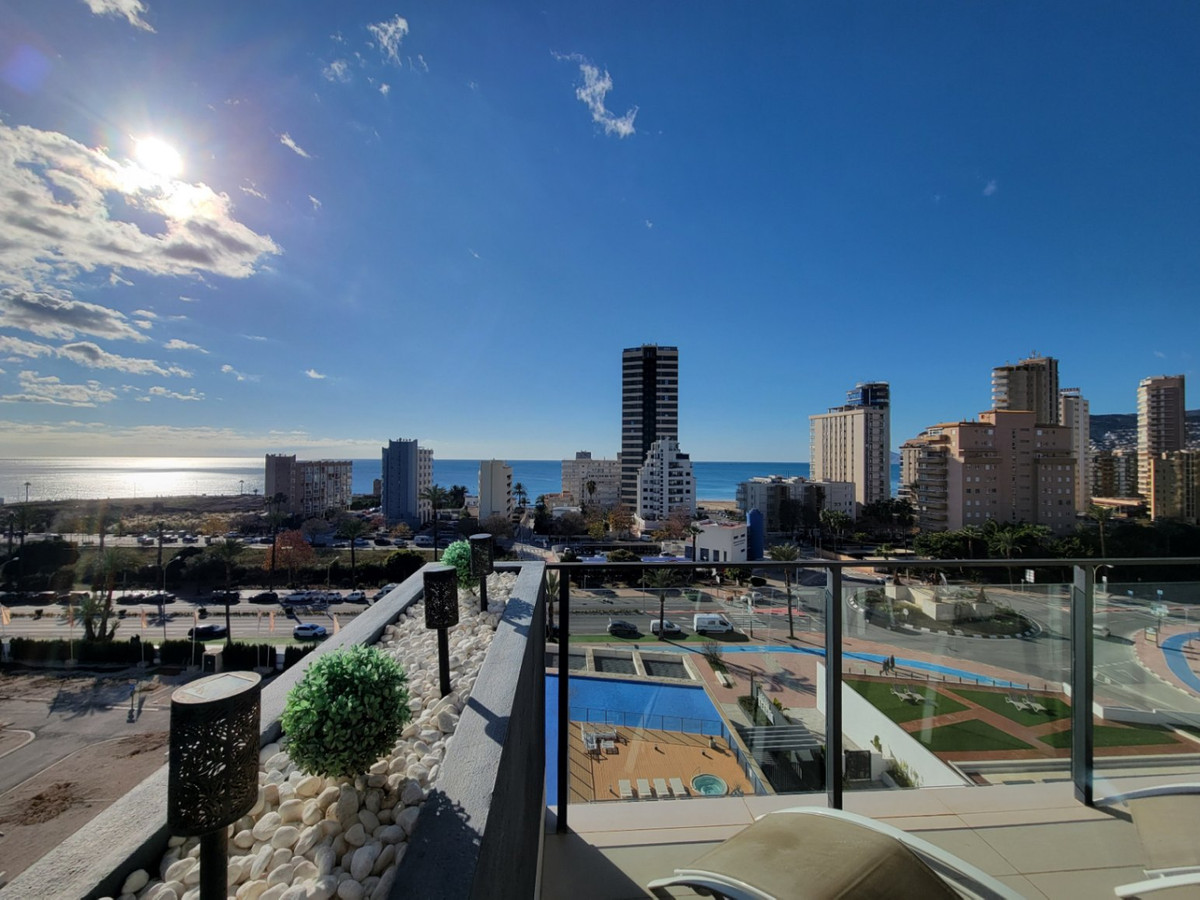 Se vende Apartamento Planta Media de 2 dormitorios en Costa Blanca, Alicante, España
