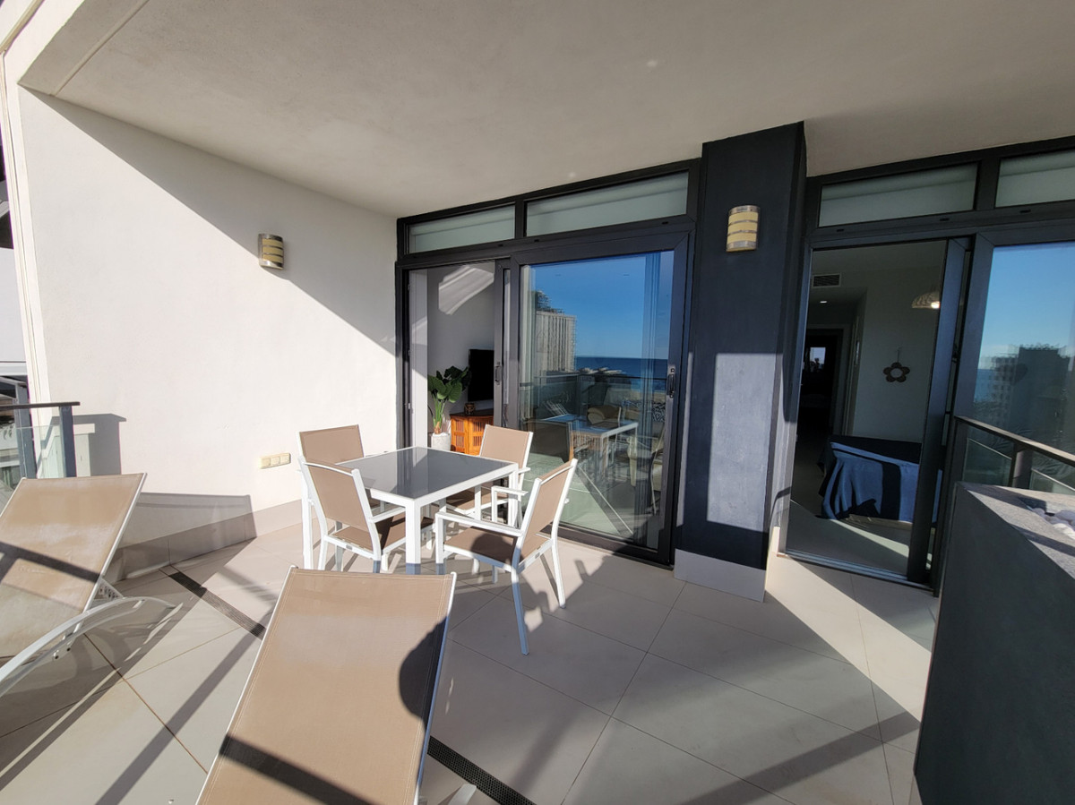 Se vende Apartamento Planta Media de 2 dormitorios en Costa Blanca, Alicante, España
