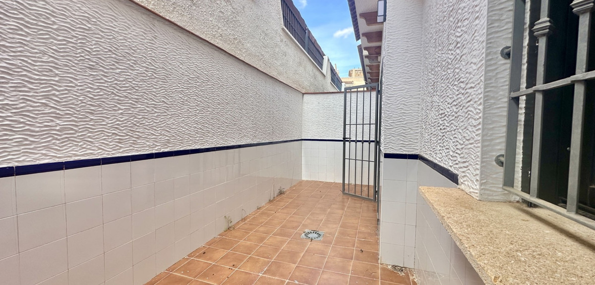 3 Bed Townhouse for sale in San Miguel De Salinas Costa Blanca, Alicante, Spain