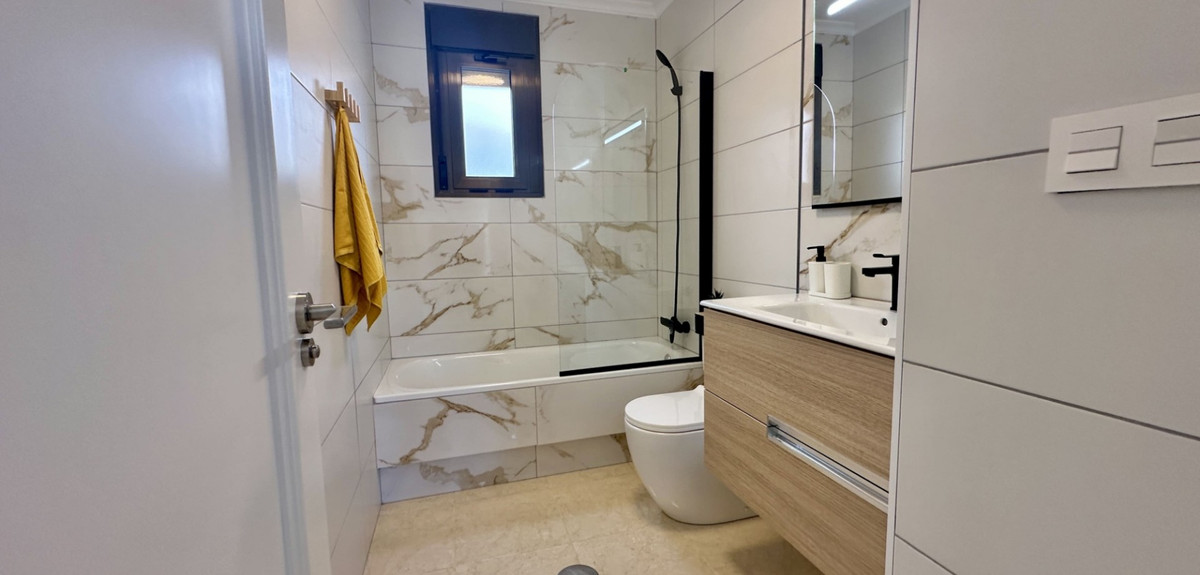 3 Bed Townhouse for sale in San Miguel De Salinas Costa Blanca, Alicante, Spain