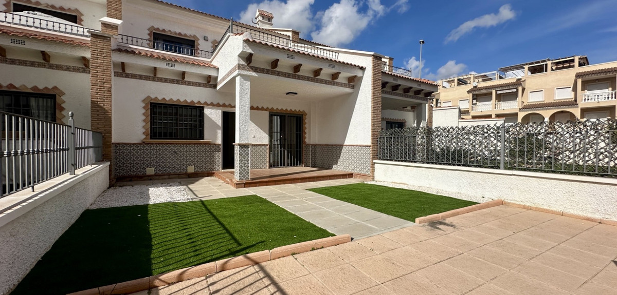 3 Bed Townhouse for sale in San Miguel De Salinas Costa Blanca, Alicante, Spain