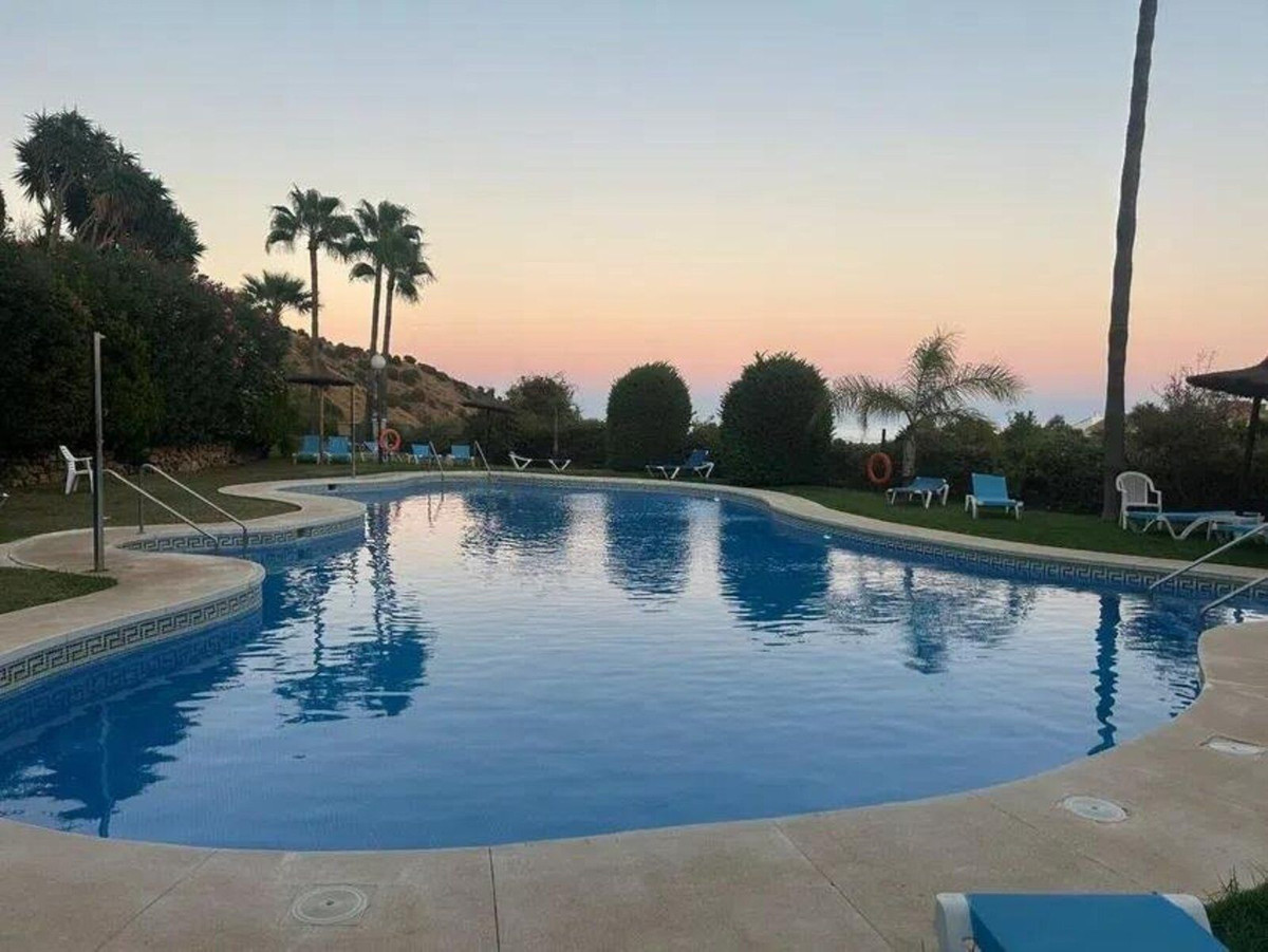 Se vende Apartamento Planta Baja de 2 dormitorios en Costa Del Sol, Málaga, España