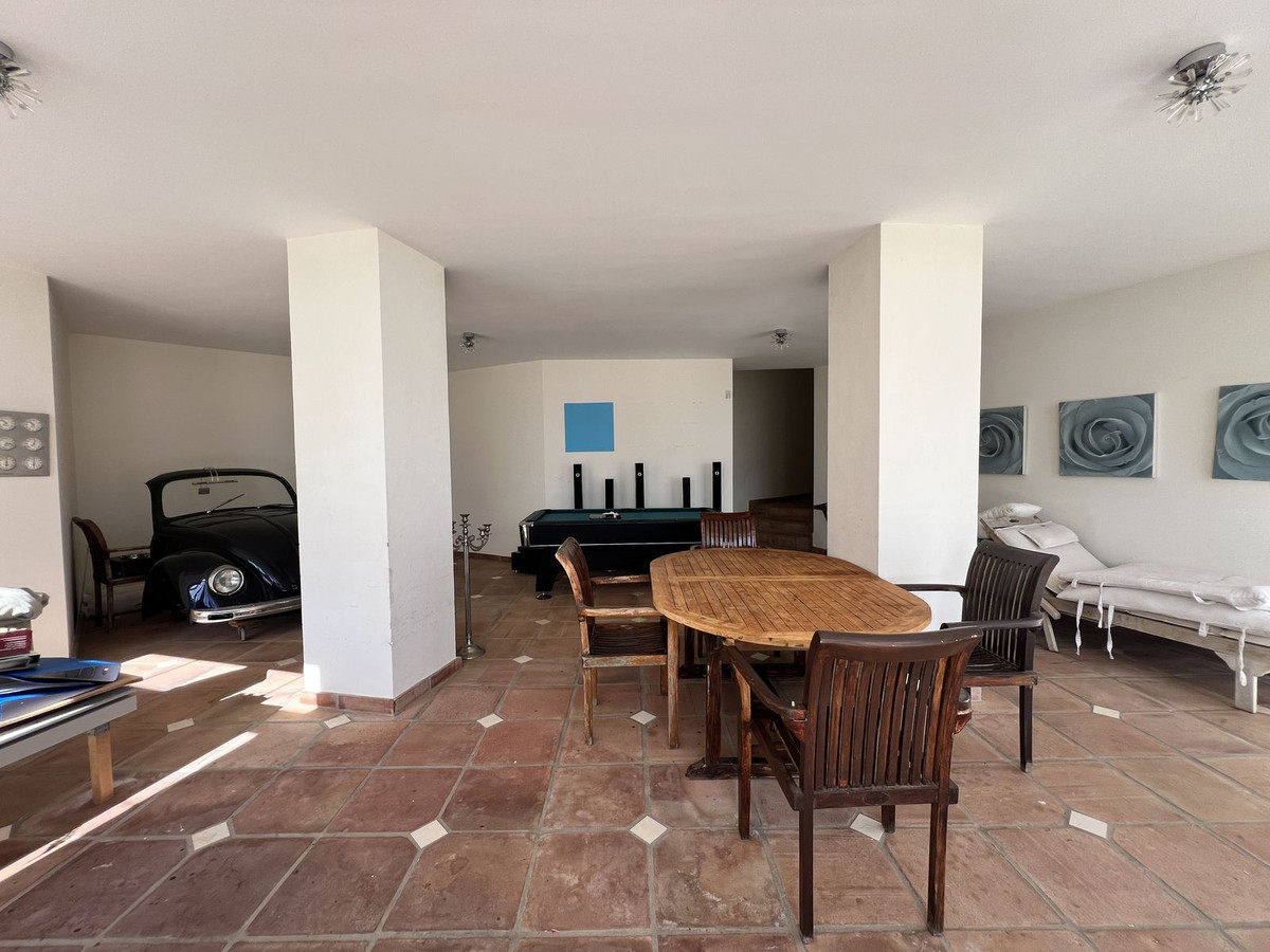 Se vende Villa - Chalet de 4 dormitorios en Costa Del Sol, Málaga, España