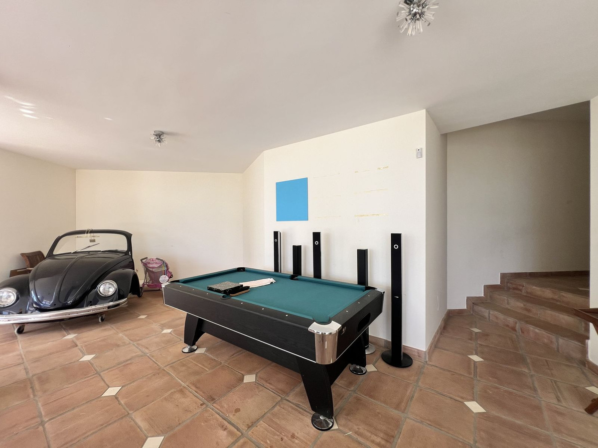 Se vende Villa - Chalet de 4 dormitorios en Costa Del Sol, Málaga, España