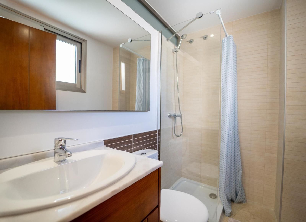 Se vende Adosada de 3 dormitorios en Costa Blanca, Alicante, España