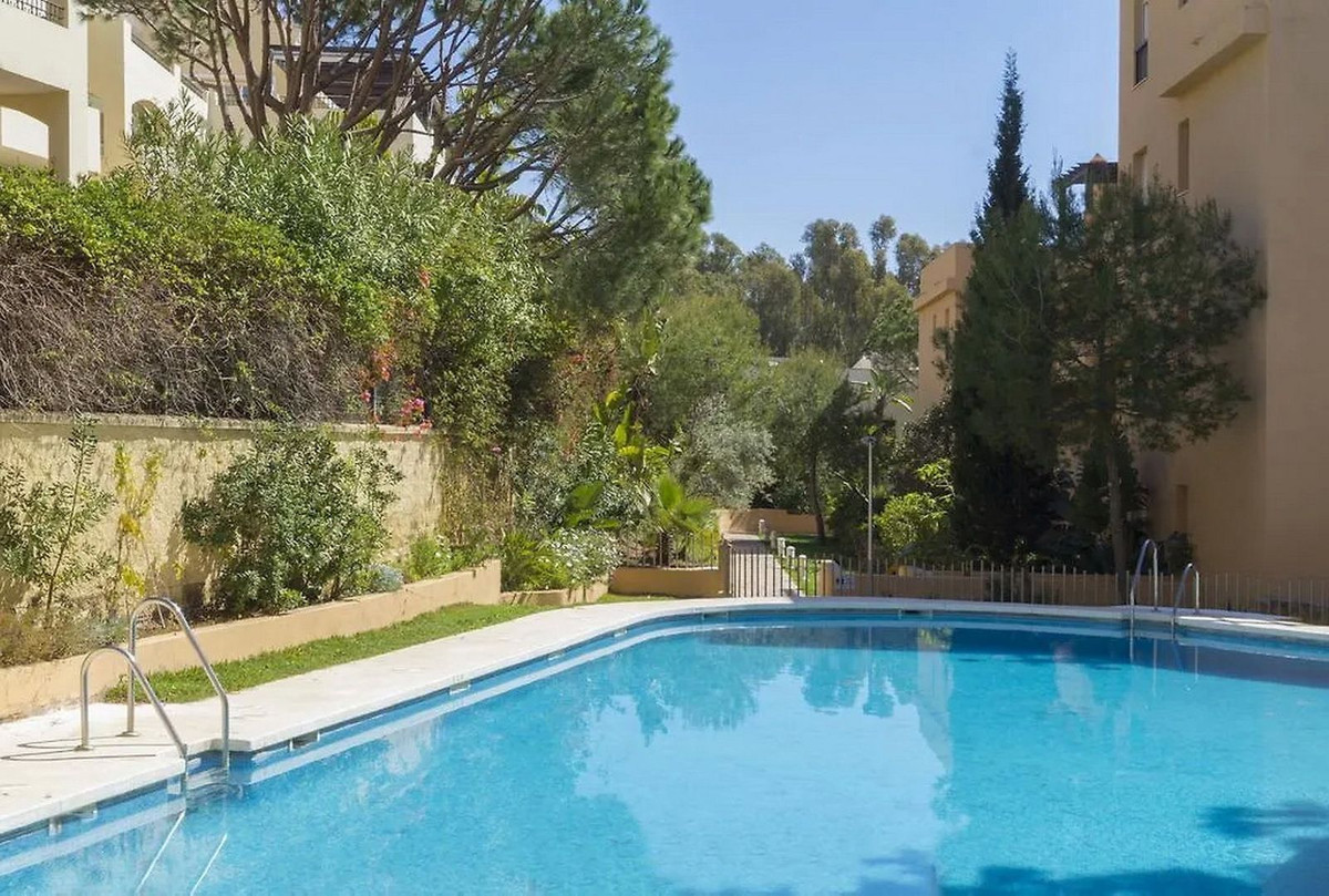 Se vende Apartamento Planta Media de 2 dormitorios en Costa Del Sol, Málaga, España