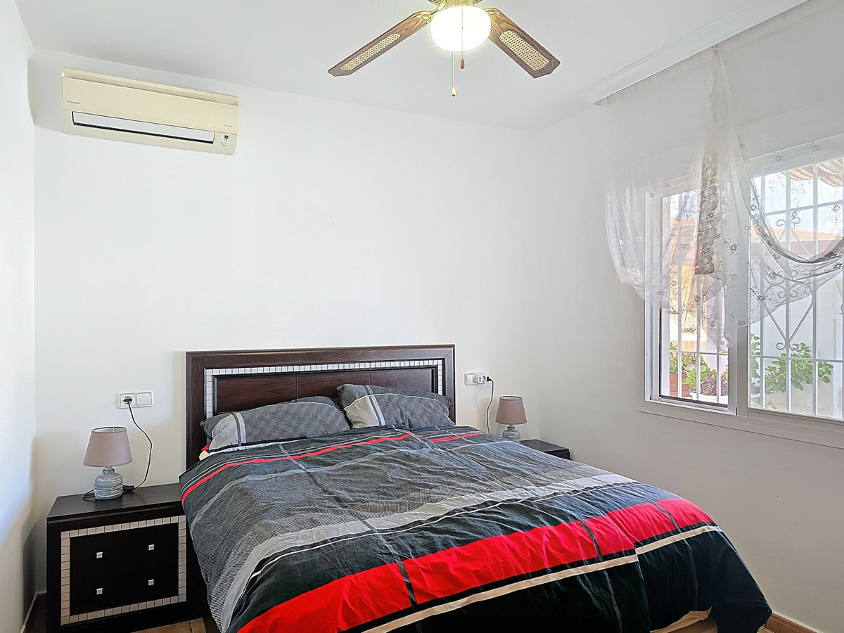 Se vende Villa - Chalet de 3 dormitorios en Costa Del Sol East, Málaga, España