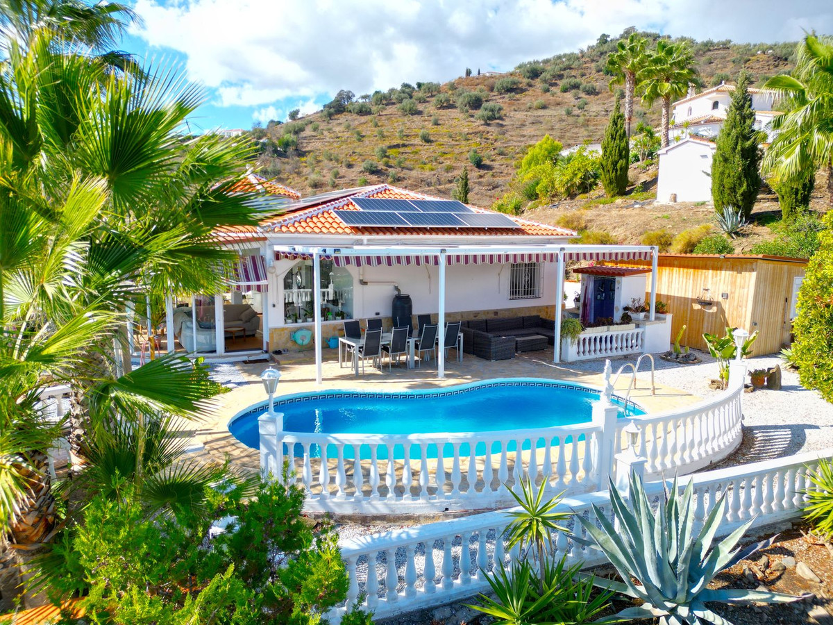 Se vende Villa - Chalet de 3 dormitorios en Costa Del Sol East, Málaga, España