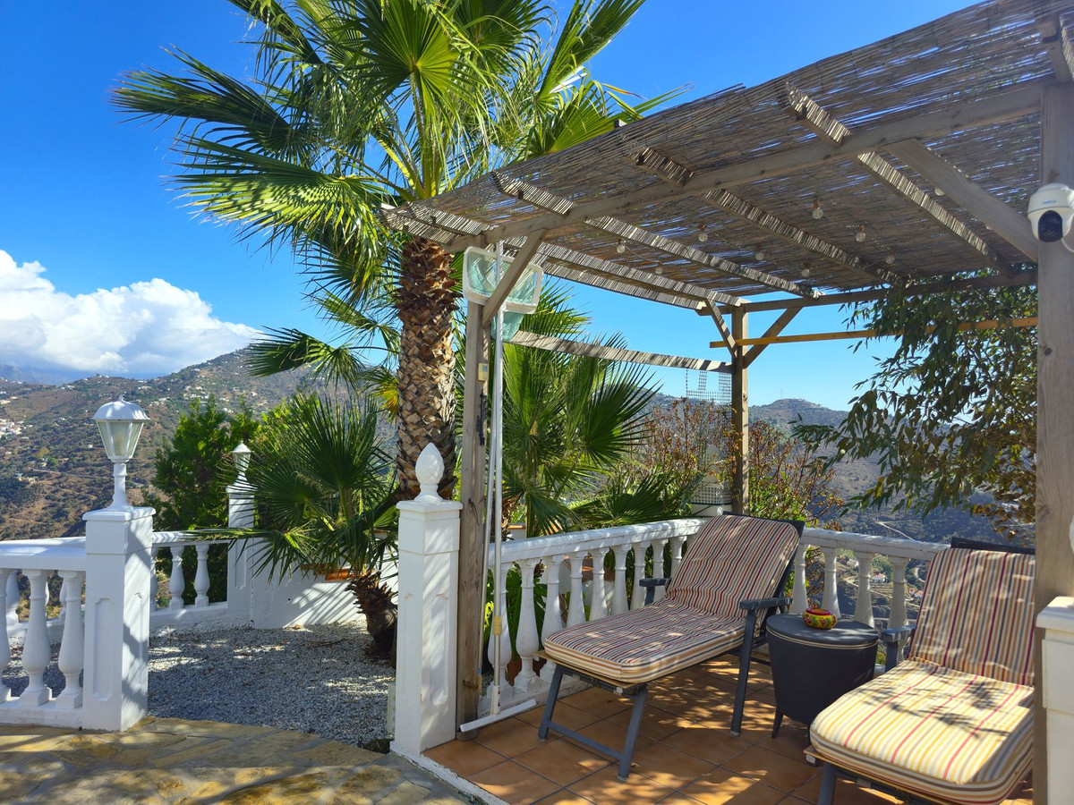 Se vende Villa - Chalet de 3 dormitorios en Costa Del Sol East, Málaga, España