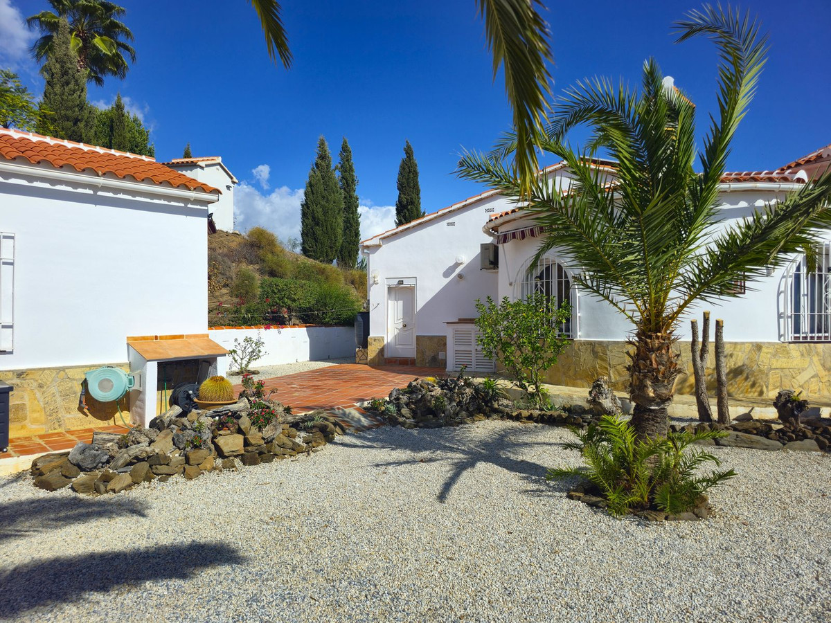 Se vende Villa - Chalet de 3 dormitorios en Costa Del Sol East, Málaga, España