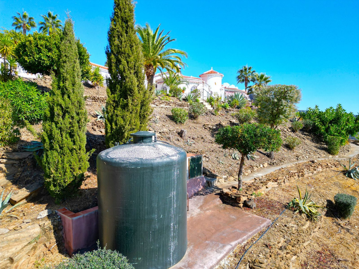 Se vende Villa - Chalet de 3 dormitorios en Costa Del Sol East, Málaga, España