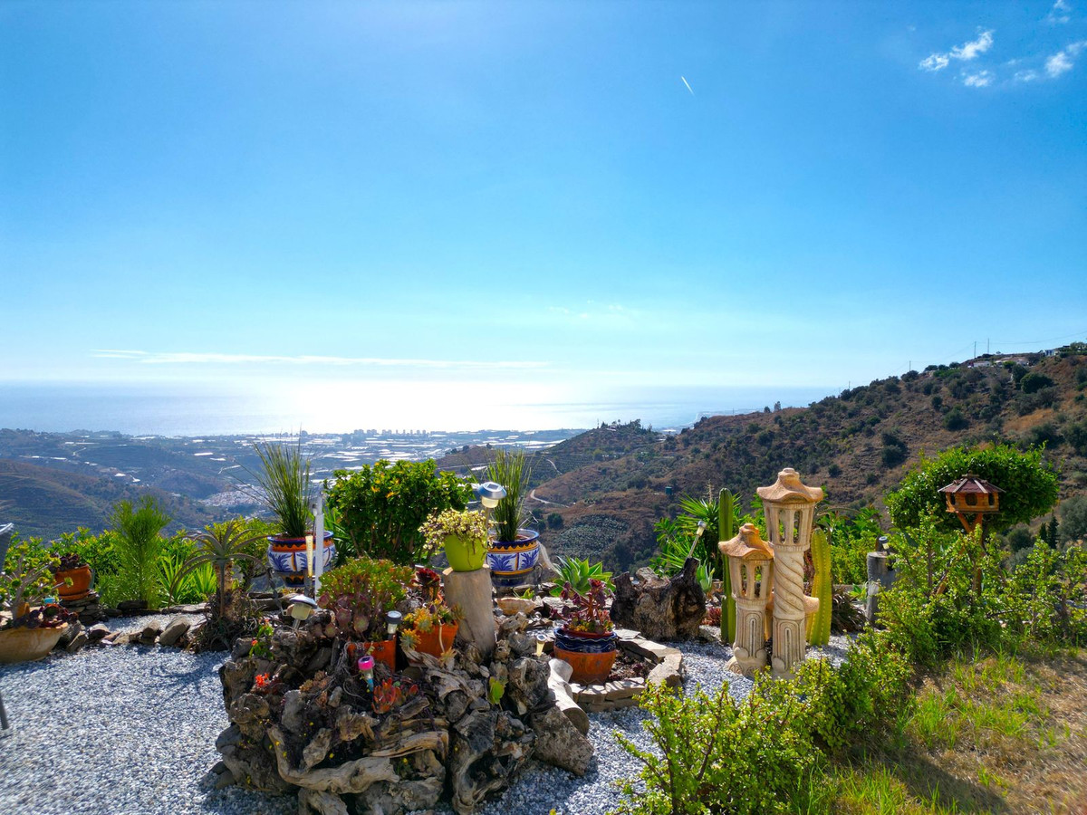 Se vende Villa - Chalet de 3 dormitorios en Costa Del Sol East, Málaga, España