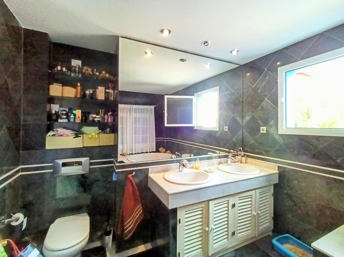 4 Bed Townhouse for sale in Guadalmar Málaga Ciudad, Málaga, Spain