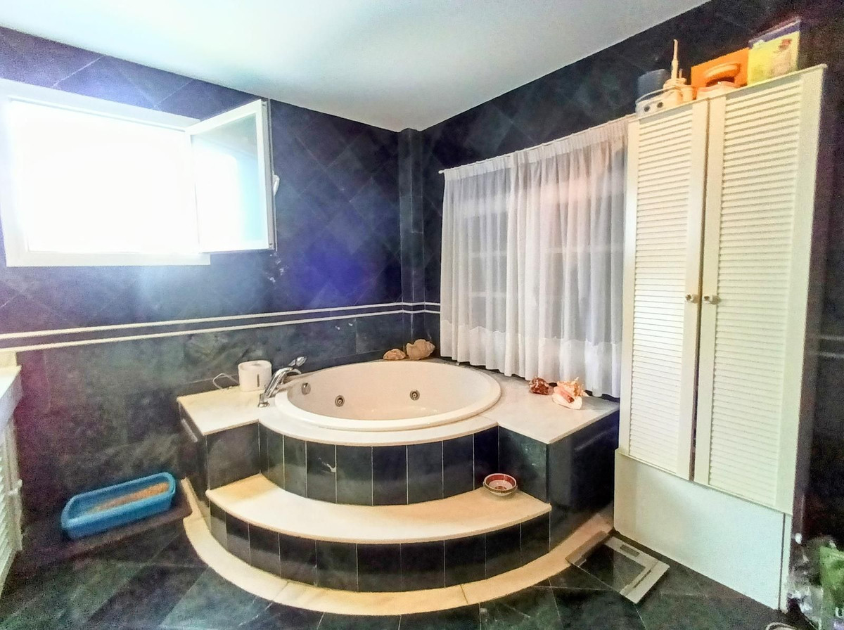 4 Bed Townhouse for sale in Guadalmar Málaga Ciudad, Málaga, Spain