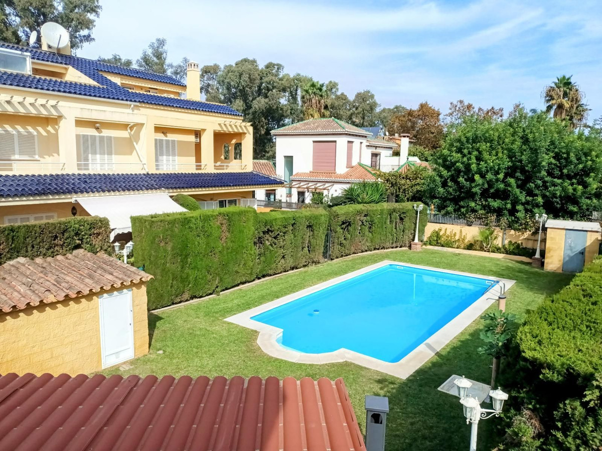 4 Bed Townhouse for sale in Guadalmar Málaga Ciudad, Málaga, Spain