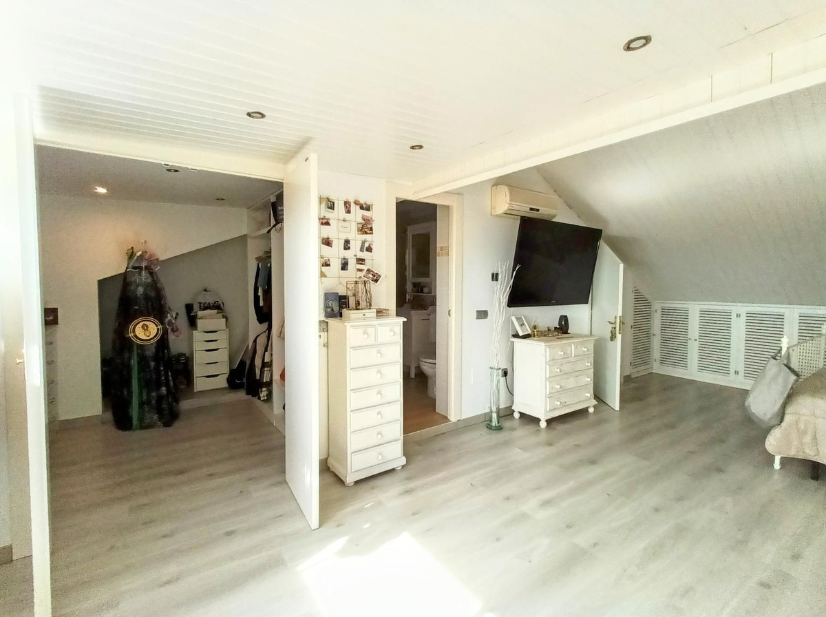 4 Bed Townhouse for sale in Guadalmar Málaga Ciudad, Málaga, Spain