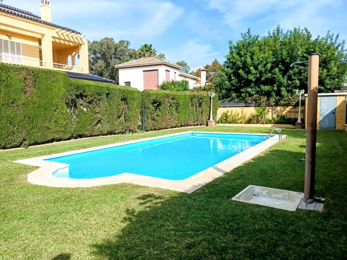 4 Bed Townhouse for sale in Guadalmar Málaga Ciudad, Málaga, Spain