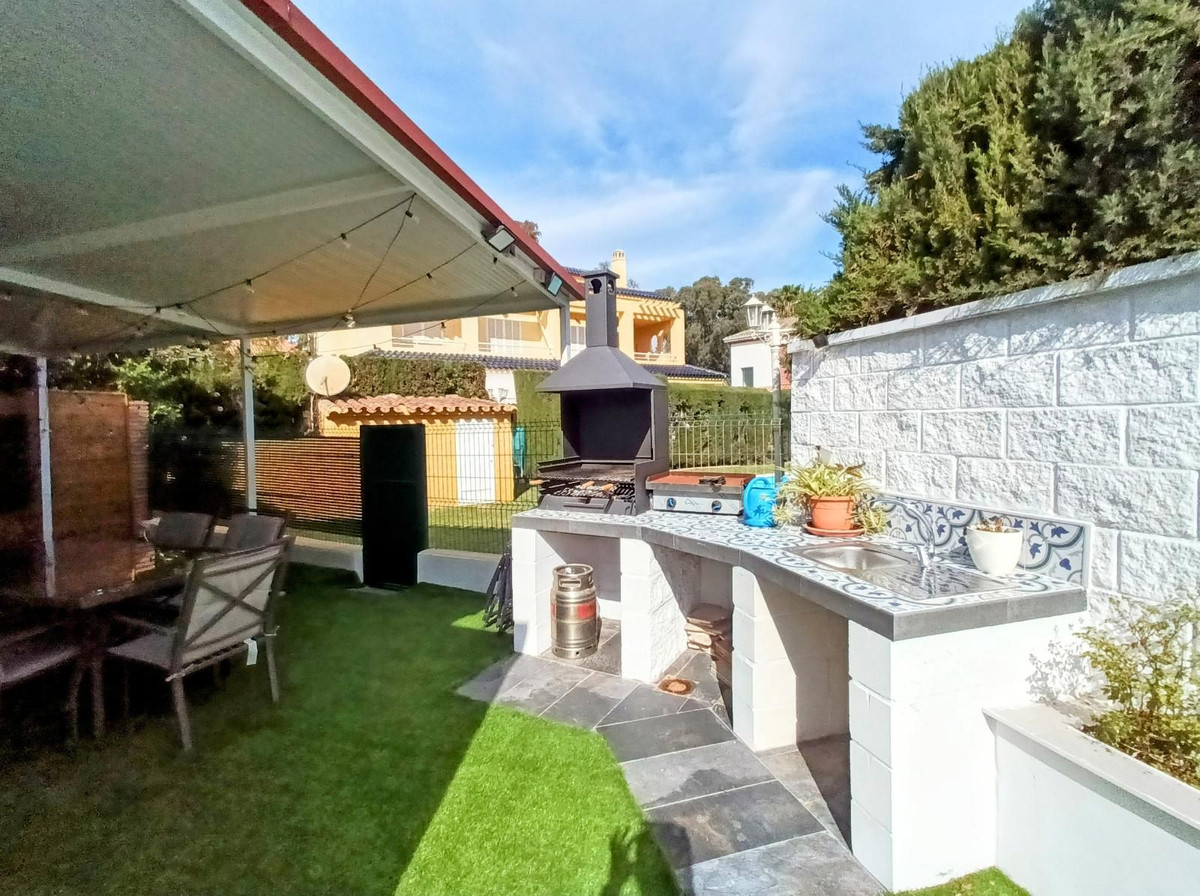 4 Bed Townhouse for sale in Guadalmar Málaga Ciudad, Málaga, Spain