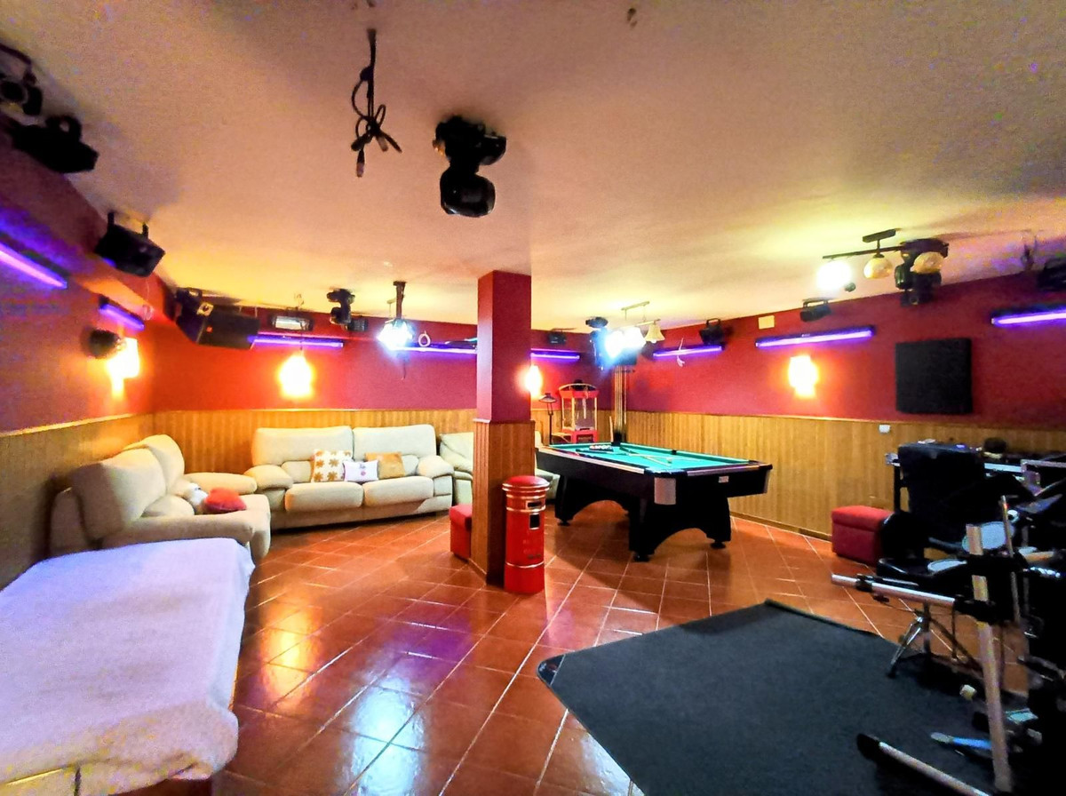 4 Bed Townhouse for sale in Guadalmar Málaga Ciudad, Málaga, Spain