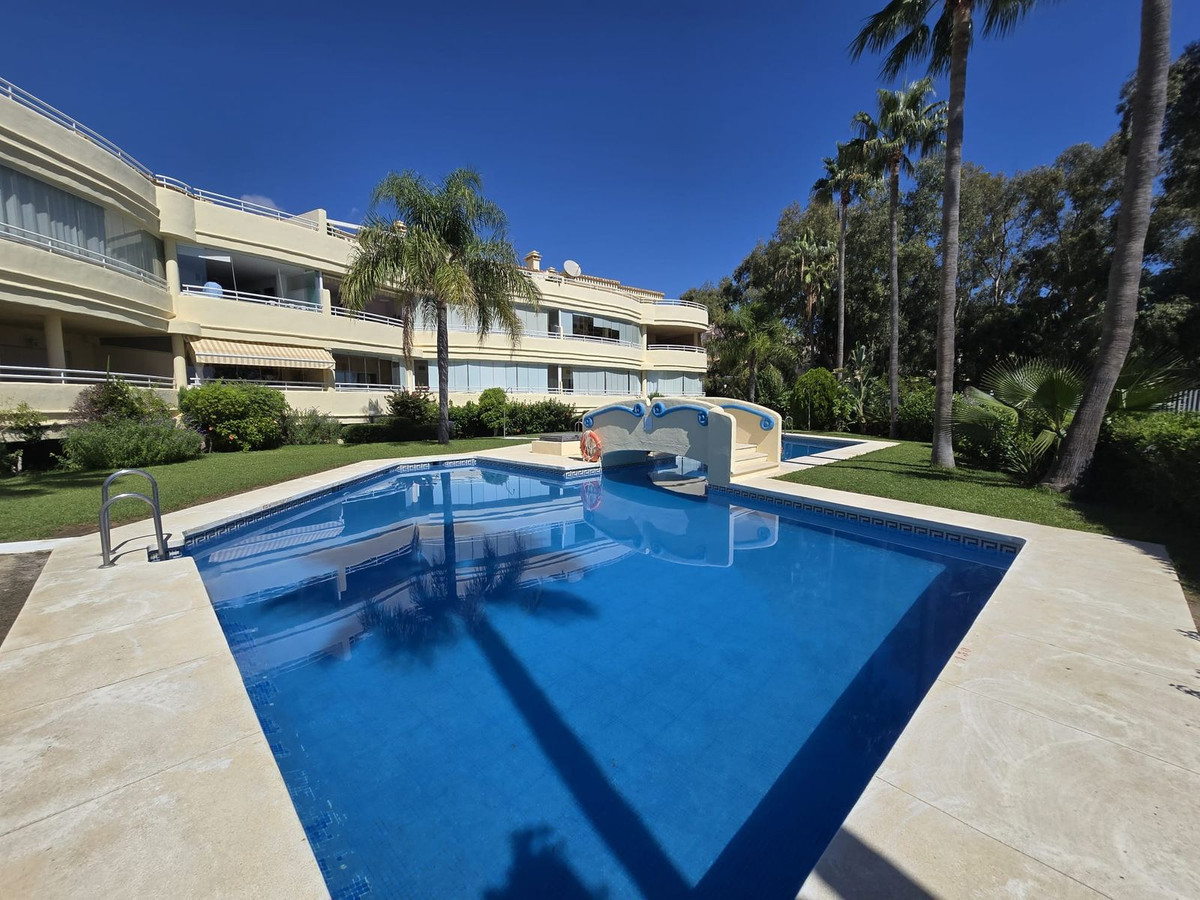 2 Bed Apartment for sale in Torrequebrada Costa Del Sol, Málaga, Spain