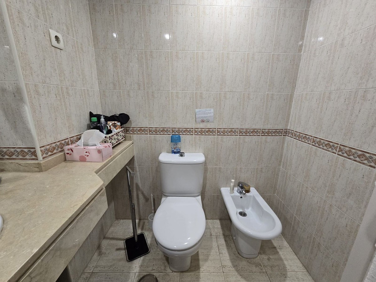 2 Bed Apartment for sale in Torrequebrada Costa Del Sol, Málaga, Spain