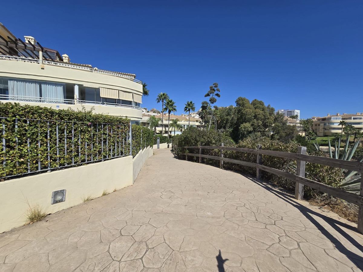 2 Bed Apartment for sale in Torrequebrada Costa Del Sol, Málaga, Spain