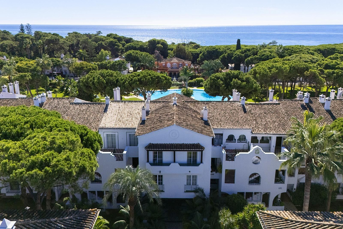 3 Bed Apartment for sale in New Golden Mile Costa Del Sol, Málaga, Spain