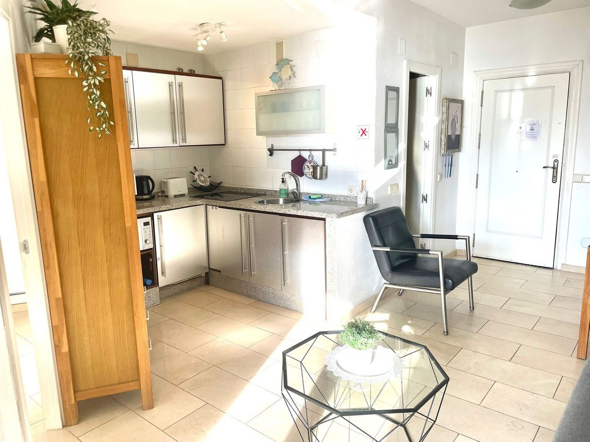 1 Bed Apartment for sale in Benalmadena Costa Costa Del Sol, Málaga, Spain