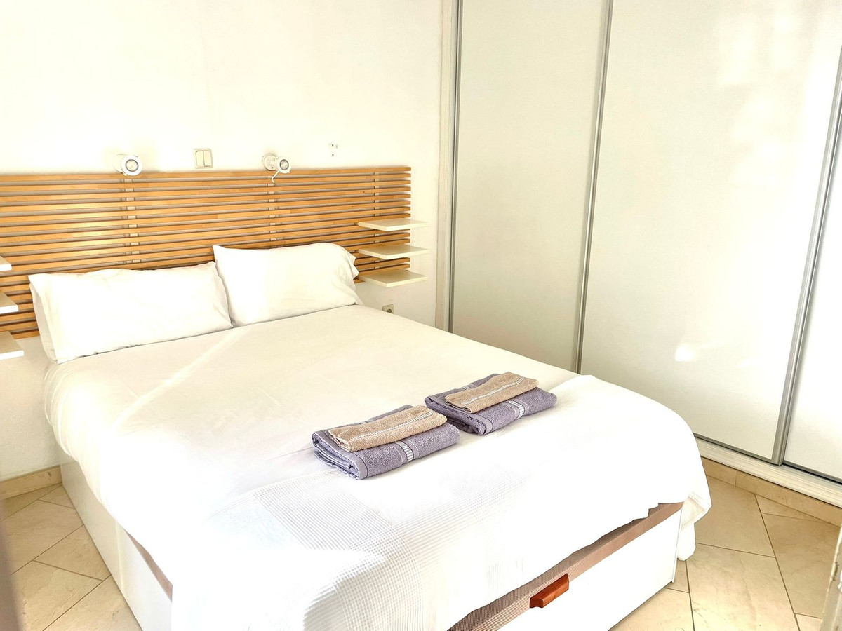 1 Bed Apartment for sale in Benalmadena Costa Costa Del Sol, Málaga, Spain