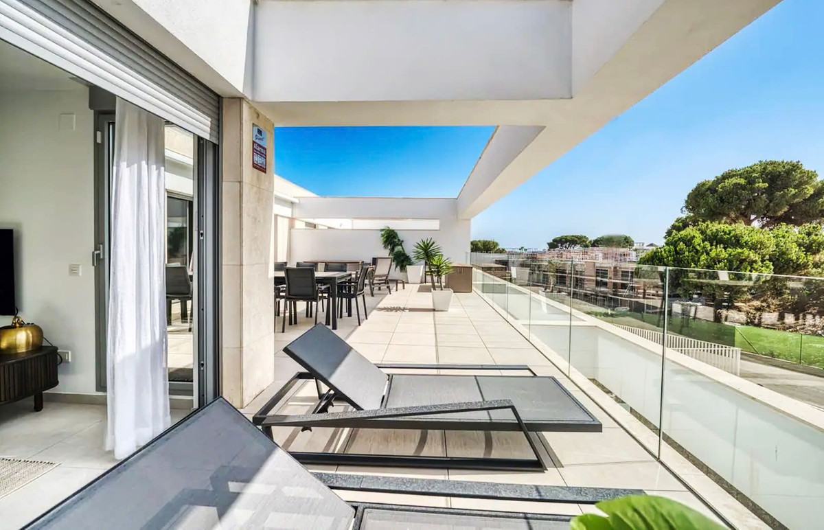 Se vende Ático de 3 dormitorios en Costa Del Sol, Málaga, España