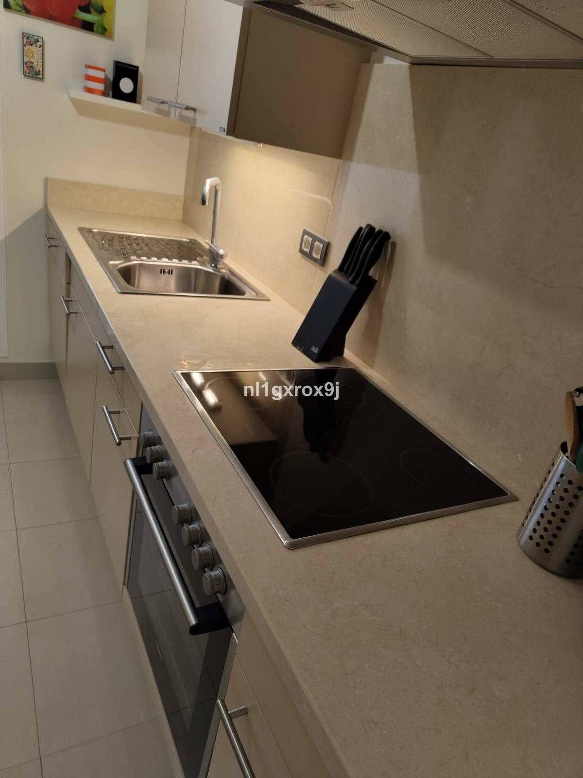 2 Bed Apartment for sale in Estepona Costa Del Sol, Málaga, Spain